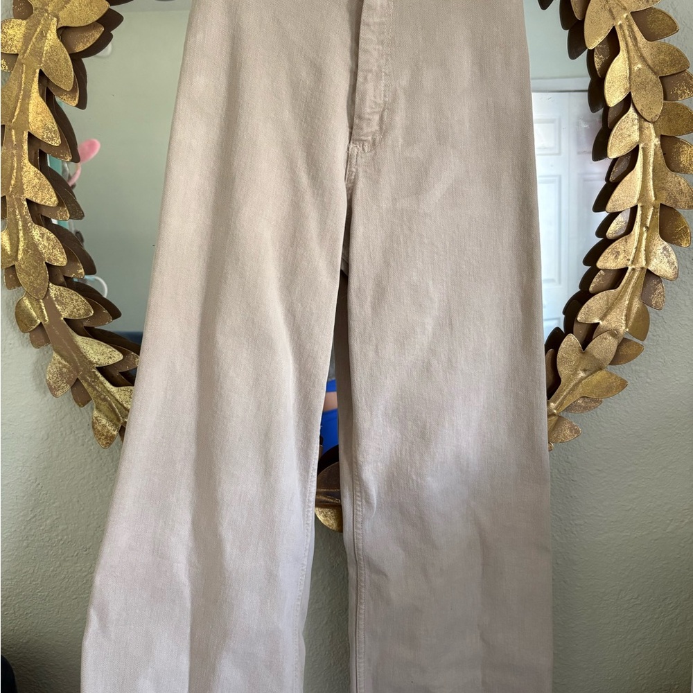 Zara Women's High Rise Jeans in Cream